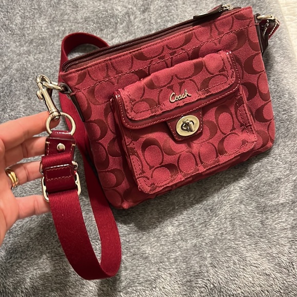 Over the shoulder small vintage Coach bag - Picture 3 of 4